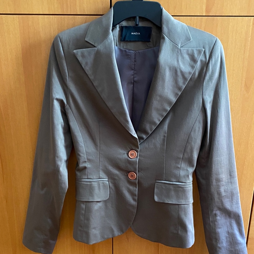 Women's Taupe Blazer